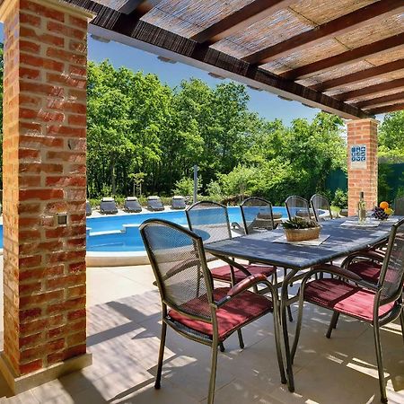 Villas Vea Histria Režanci Εξωτερικό φωτογραφία