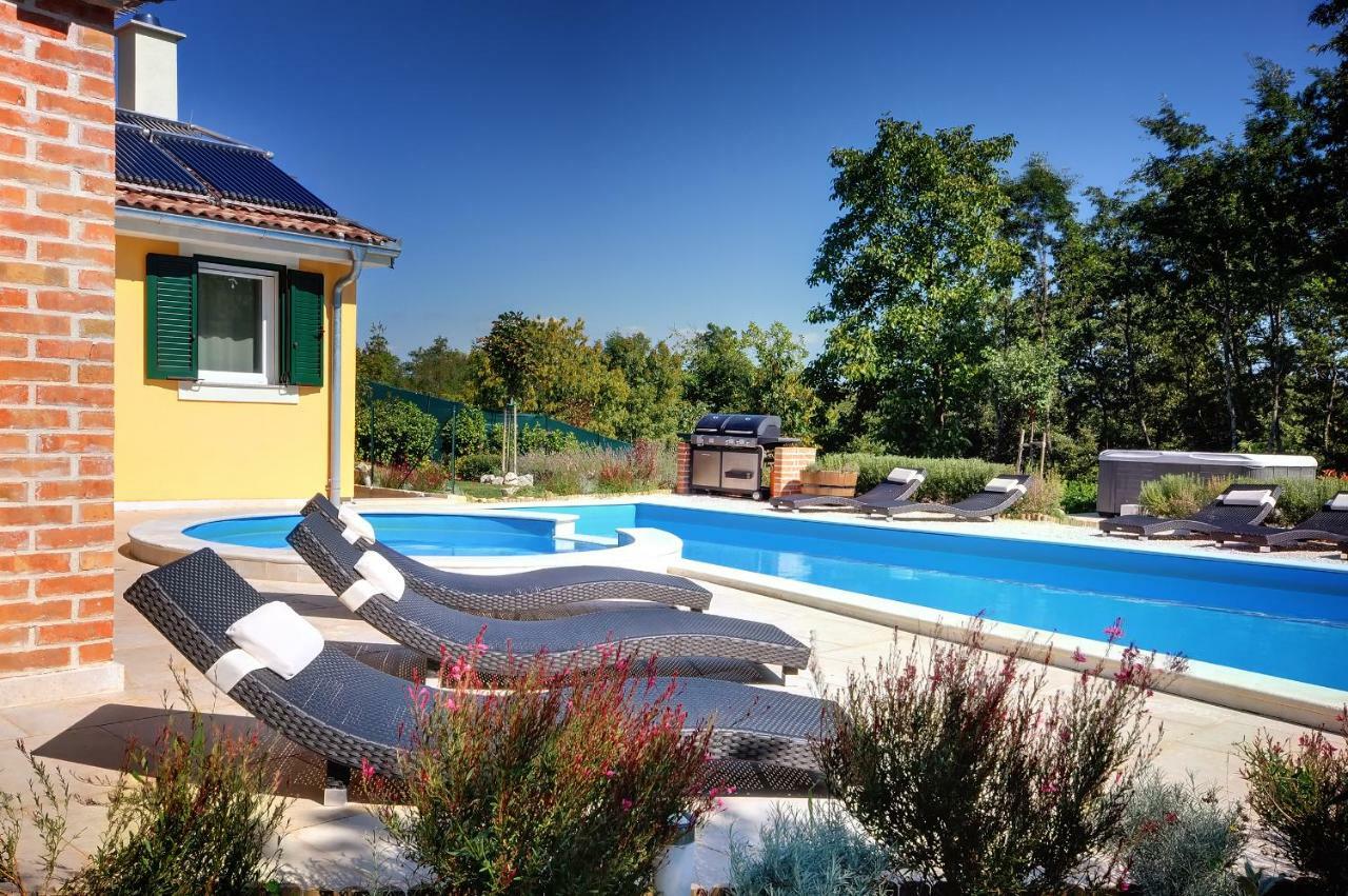 Villas Vea Histria Režanci Εξωτερικό φωτογραφία