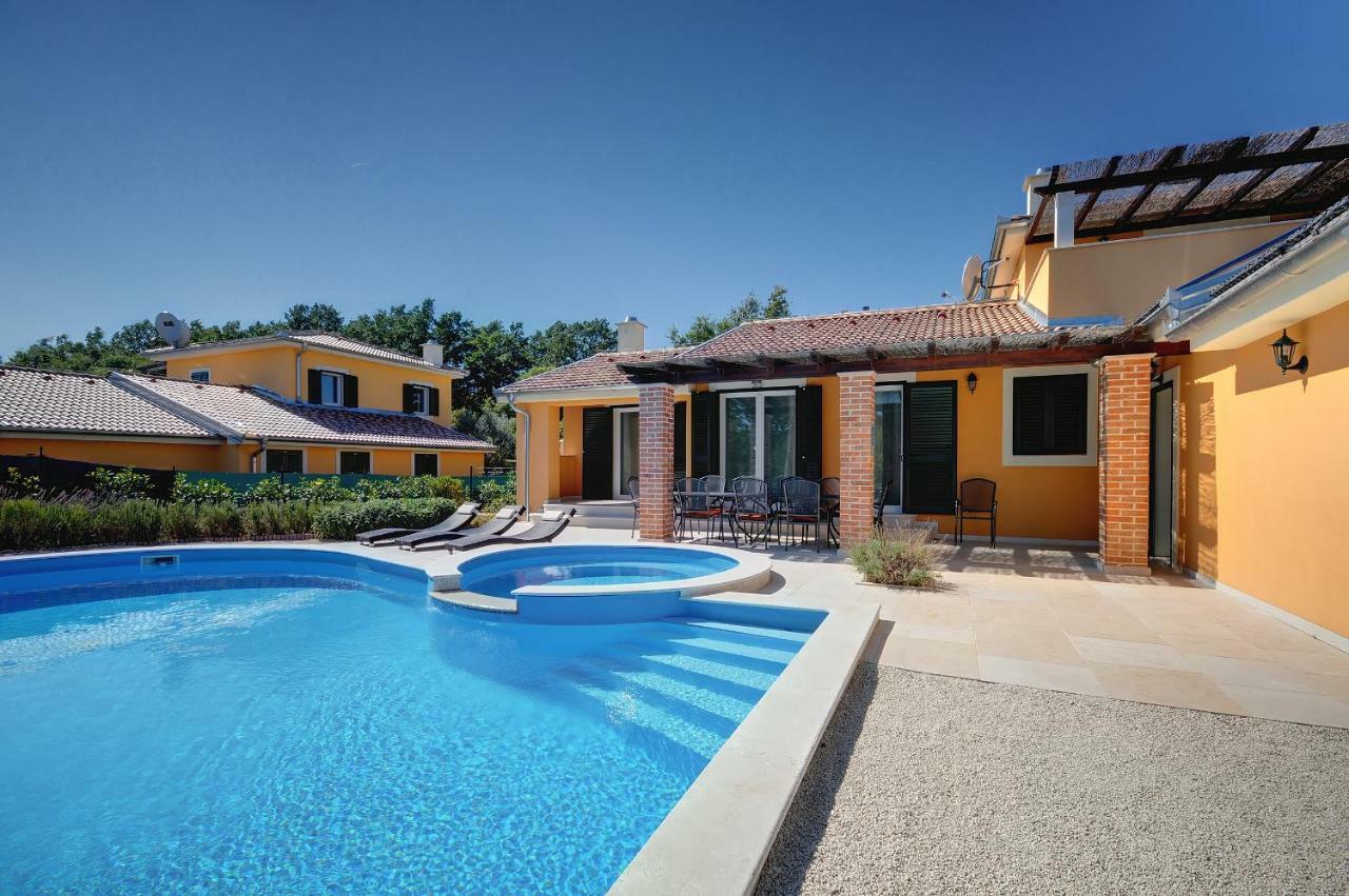 Villas Vea Histria Režanci Εξωτερικό φωτογραφία