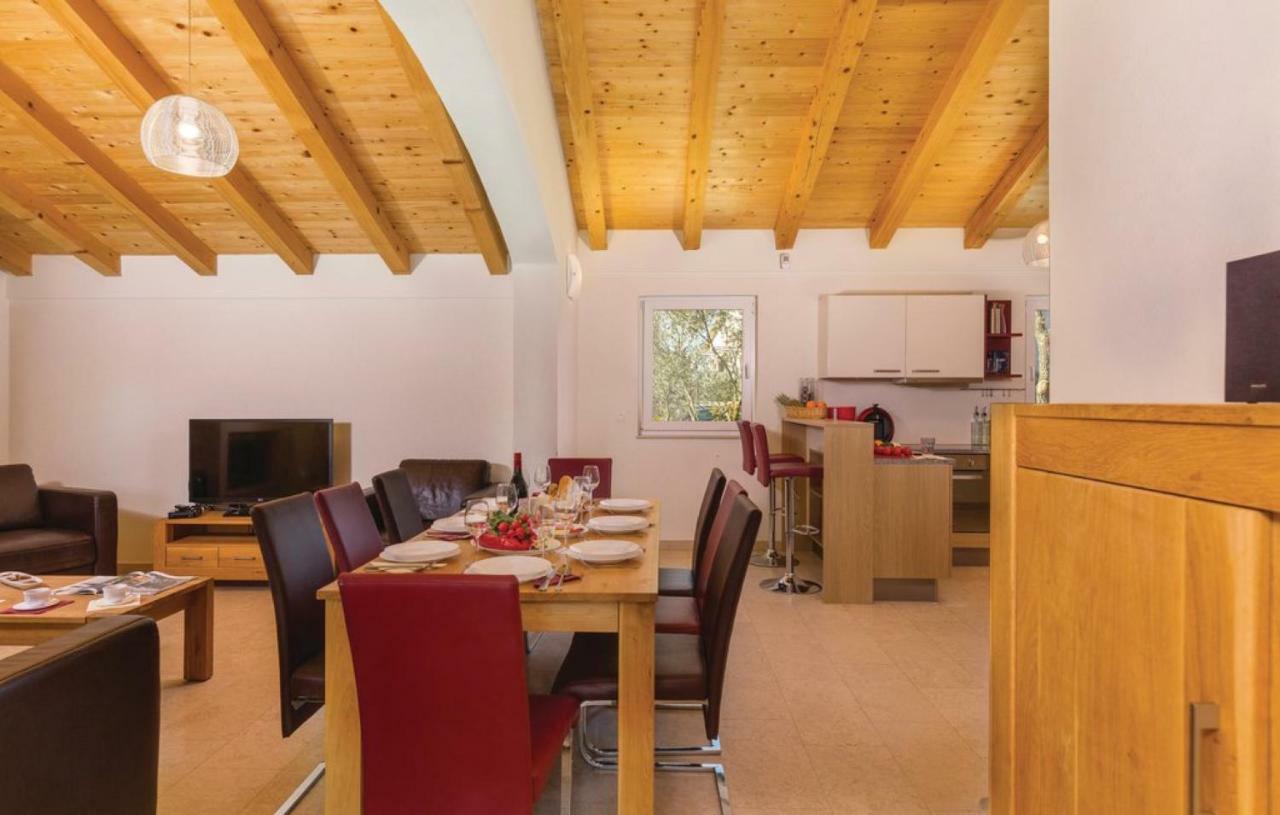 Villas Vea Histria Režanci Εξωτερικό φωτογραφία